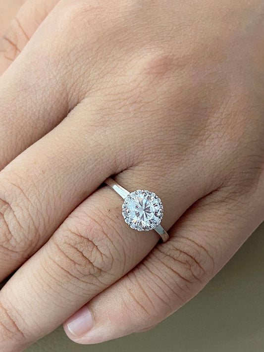 Round Solitaire Ring Plain Band in 925 Sterling Silver